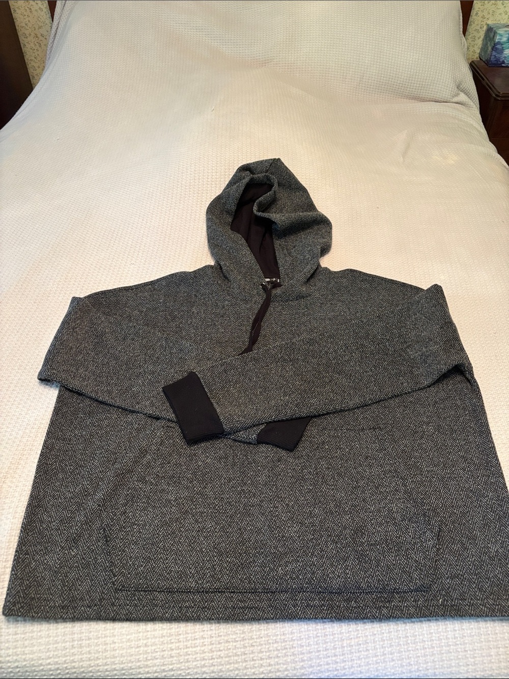 Women’s Banana Republic Gray Hooded Pullover Sweater